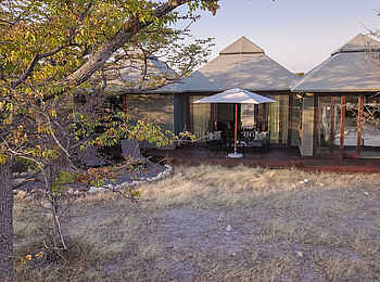 Etosha Oberland Lodge: Außenansicht einer Gästesuite Etosha Oberland Lodge: Außenansicht einer Gästesuite