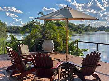 Shametu River Lodge: Blick auf den Fluss