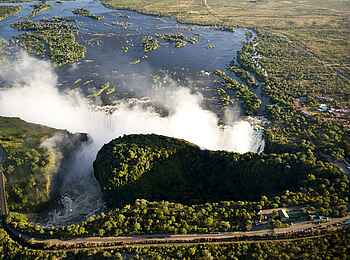 The Royal Livingstone: Gartencafe The Royal Livingstone: Gartencafe