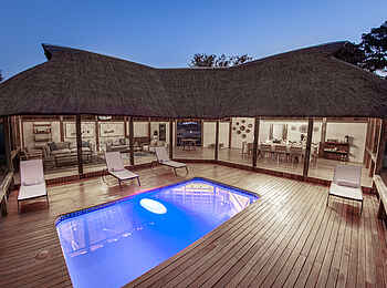 Splash Camp: Haupthaus der Splash Enclave