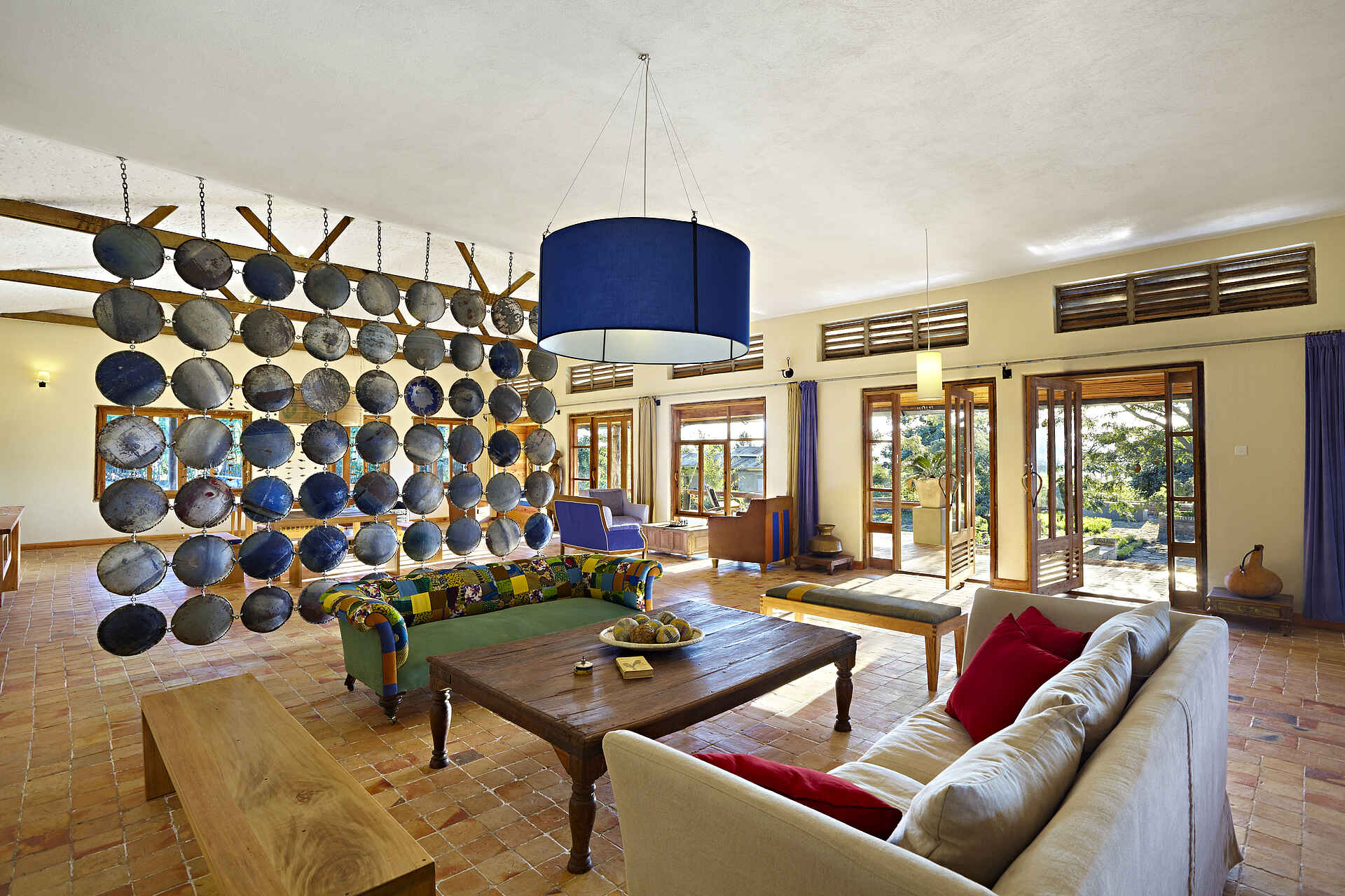 Volcanoes Kyambura Gorge Lodge: Lounge