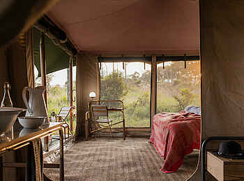 Angama Safari Camp: Gästezelt Innenraum Angama Safari Camp: Gästezelt Innenraum