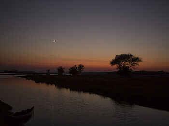 Tusk and Mane Safaris: Halbmond Tusk and Mane Safaris: Halbmond