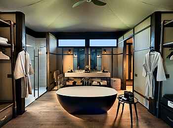 Daunara Safari Camp: Family Unit Bad