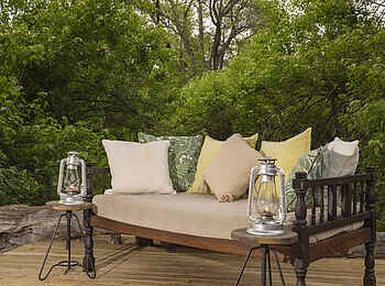 MmaTsebe Tented Camp: Außenbereich Lounge