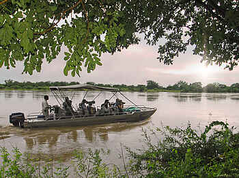 Robin Pope River Journeys: Fahrt zum Nsefu Camp
