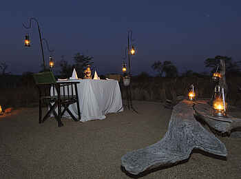Sabi Sabi Earth Lodge: Private Dining Sabi Sabi Earth Lodge: Private Dining