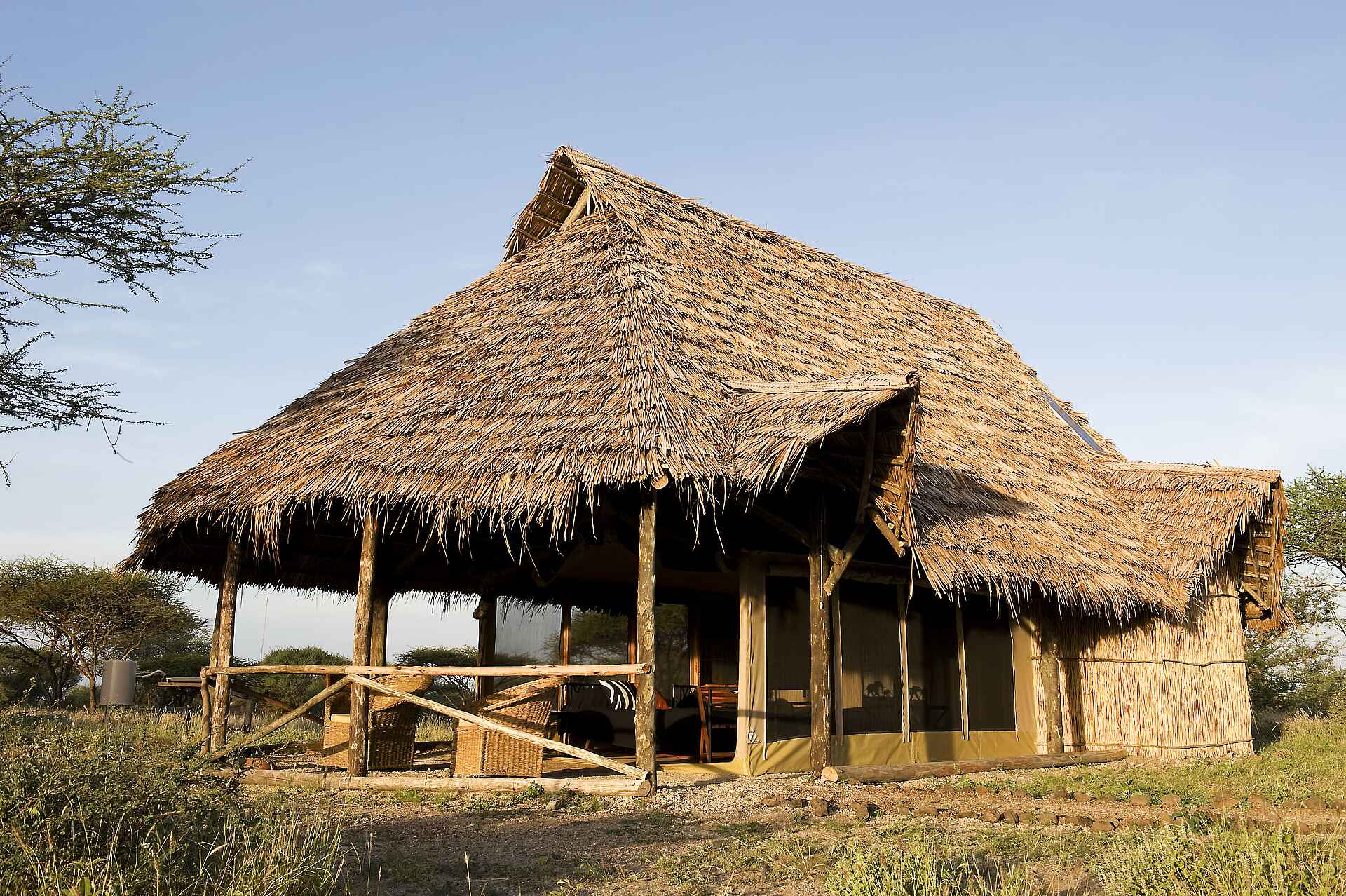 Terrasse, Wohnbeispiel, Zelt, Kambi ya Tembo, Kilimanjaro, Afrikarma, Afrikarma Safaris, Afrikarma Safaris - Wildnis. Hautnah., Afrikarma.de, Tanganyika Wilderness