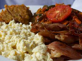 Lake Natron Camp: Dinner