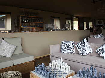 Lemala Kuria Hills: Schachspiel