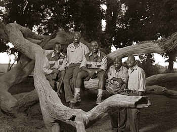 Sausage Tree Camp: Gruppenbild der Guides