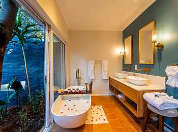 Shongwe Samanzi Lodge: Cabana Badewanne
