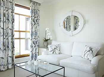 The Plettenberg: Bequemes Sofa in der Suite