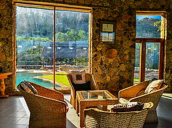 Matobo Hills Lodge: In der Lounge Matobo Hills Lodge: In der Lounge