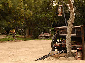 Sabi Sabi Selati Camp: Die Auffahrt Sabi Sabi Selati Camp: Die Auffahrt