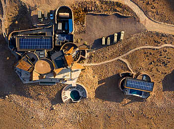 andBeyond Sossusvlei Desert Lodge: Die Lodge aus der Vogelperspektive andBeyond Sossusvlei Desert Lodge: Die Lodge aus der Vogelperspektive