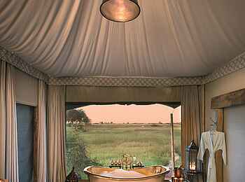Duba Plains Camp: Badewanne mit Blick