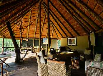 Mankwe Bush Lodge: Die gemütliche Lounge