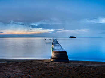 Mbali Mbali Mahale Lodge: Der Steg