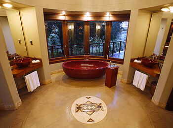 Thanda Safari Lodge: Badezimmer Thanda Safari Lodge: Badezimmer