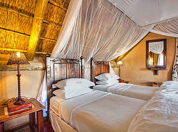 Deception Valley Lodge: Twin-Beds