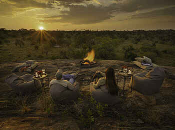 Nimali Mara Camp: Sundowner Nimali Mara Camp: Sundowner