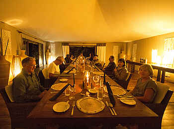 Sayari Camp: Abendessen Sayari Camp: Abendessen