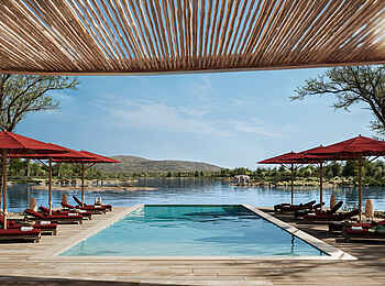 Ubuyu Lodge: Swimmingpool