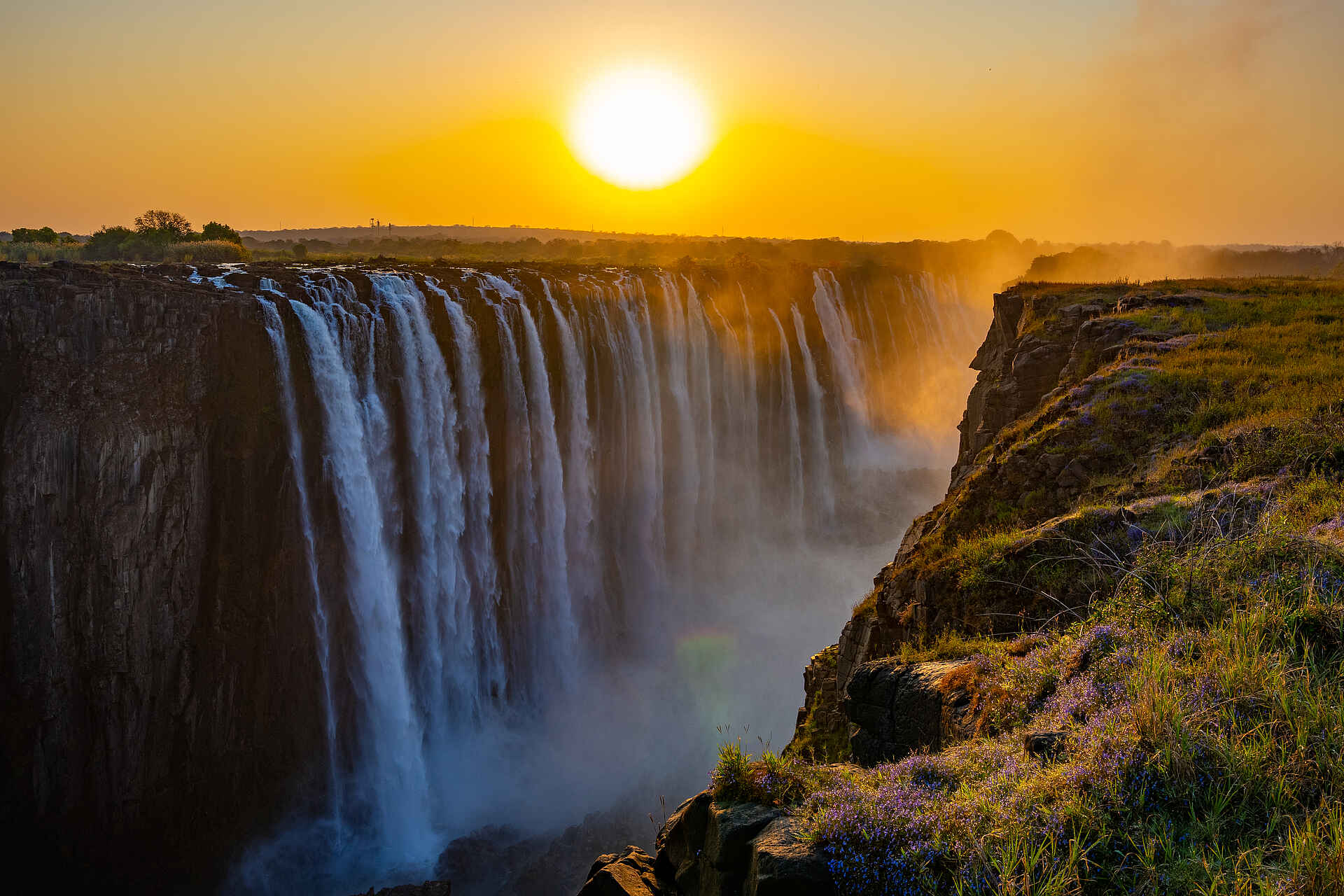 Albida - Victoria Falls Lodge: Victoria Falls bei Sonnenuntergang