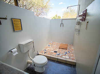 Boteto River Camp: Das Außenbad