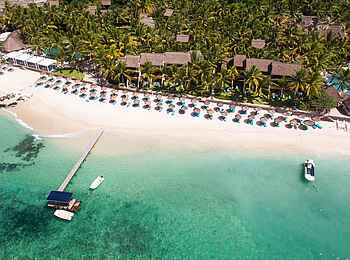 Constance Belle Mare Plage: Liegestühle