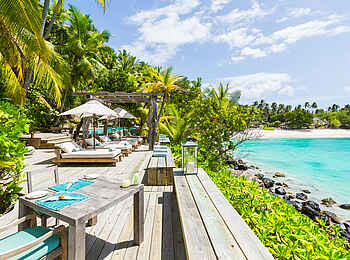 North Island: Lunch am Pool 