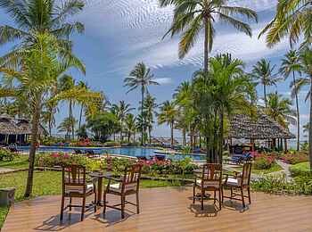 Breezes Beach Club & Spa Zanzibar: Poolbereich