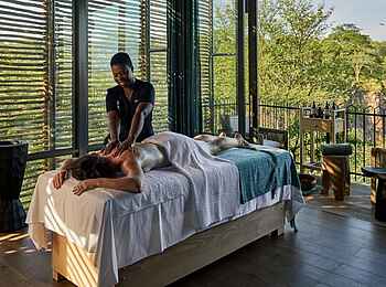 Bupenyu Lodge: Massage