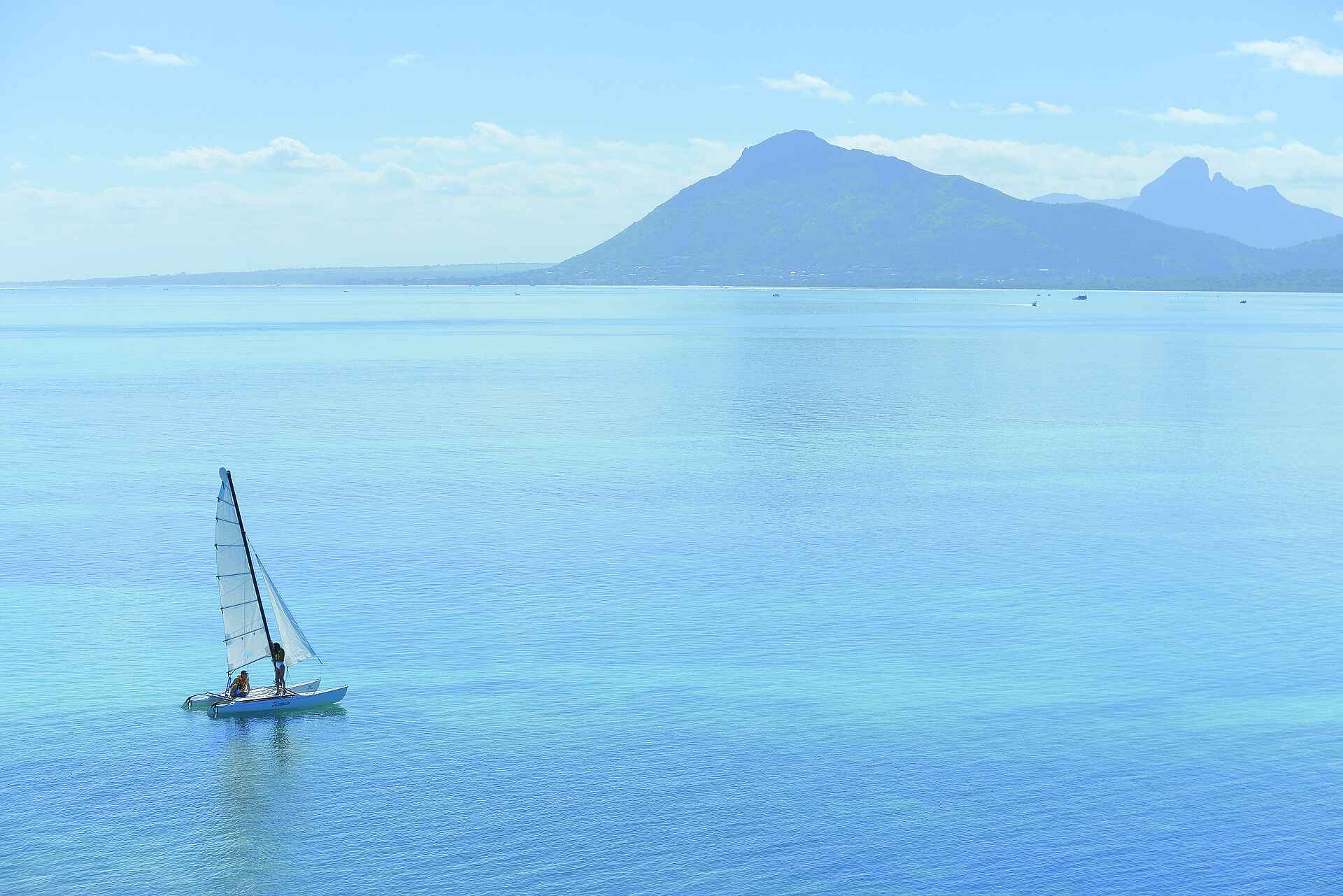 Paradis Beachcomber Golf Resort and Spa: Segeln