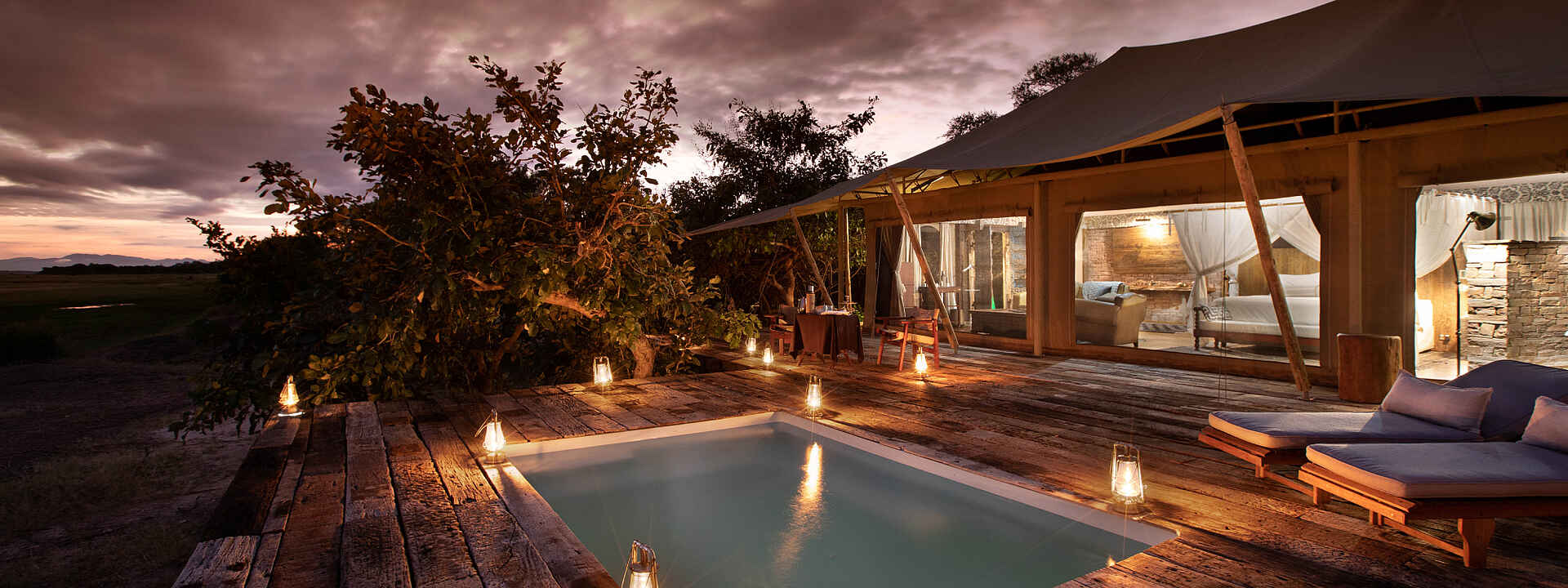 Guest-Suite-Terrasse mit Pool des Tembo Plains Camps