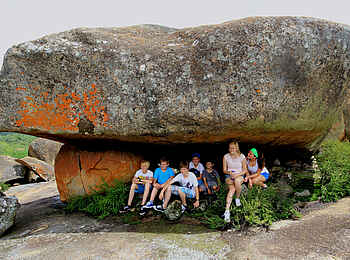 Big Cave Camp: Wanderung durch das Gebirge