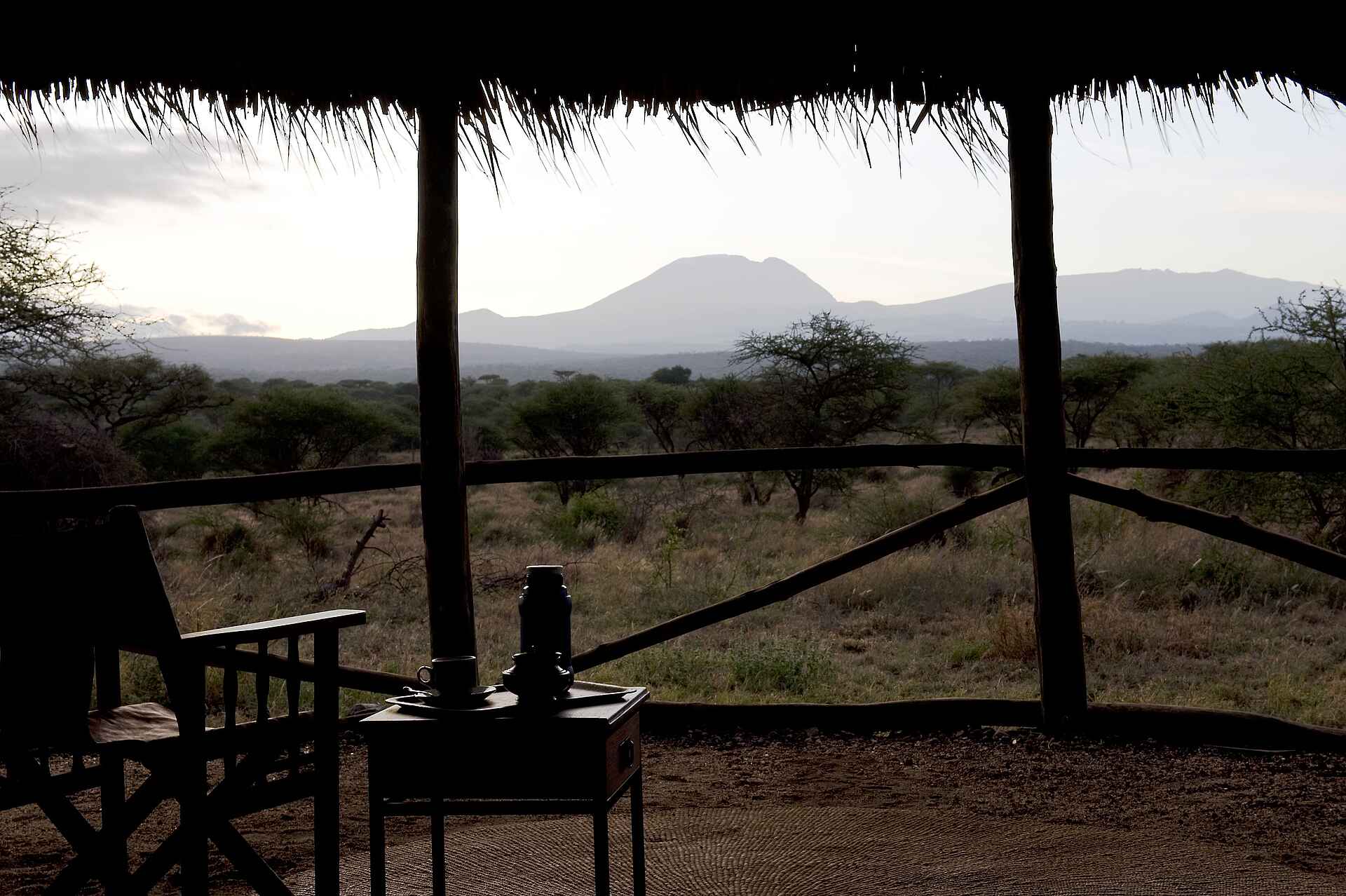 Aussicht, Blick über die Ebene, Kilimanjaro, Terrasse, Kambi ya Tembo, Afrikarma, Afrikarma Safaris, Afrikarma Safaris - Wildnis. Hautnah., Afrikarma.de, Tanganyika Wilderness
