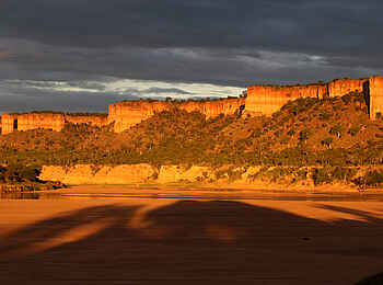 Chilo Ivory Trail Adventure: Minuten vor Sonnenuntergang