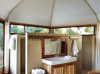 Amanzi Camp: Badezimmer mit Dusche Amanzi Camp: Badezimmer mit Dusche