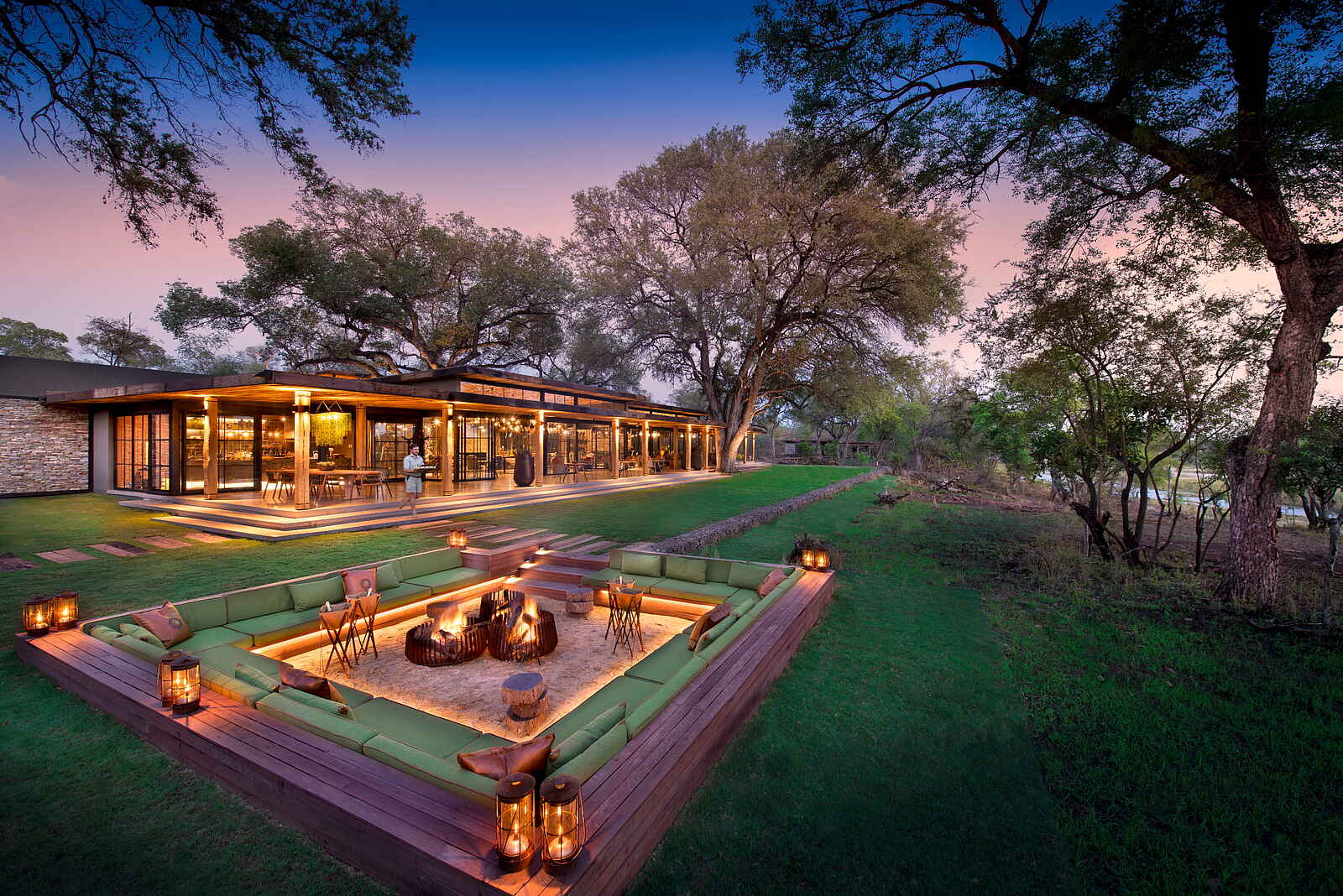 andBeyond Tengile River Lodge: Feuerplatz andBeyond Tengile River Lodge: Feuerplatz