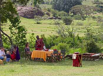 Elephant Pepper Camp: Frühstück im Busch Elephant Pepper Camp: Frühstück im Busch