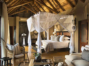 Lion Sands Tinga Lodge: Suite-Details
