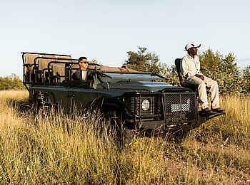 The Last Word Kitara Lodge: Auf Pirschfahrt The Last Word Kitara Lodge: Auf Pirschfahrt