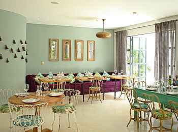 Latitude 0: Speisesaal Latitude 0: Speisesaal