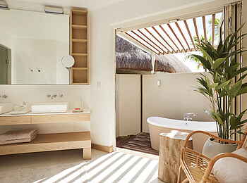 LUX Grand Gaube: Ocean Villa Bad LUX Grand Gaube: Ocean Villa Bad