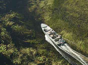 Macatoo Camp: Boot-Safari