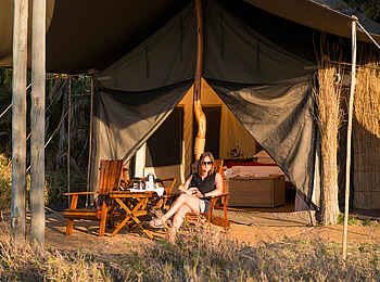 Mukambi Busanga Plains Camp: Eigene Veranda Mukambi Busanga Plains Camp: Eigene Veranda