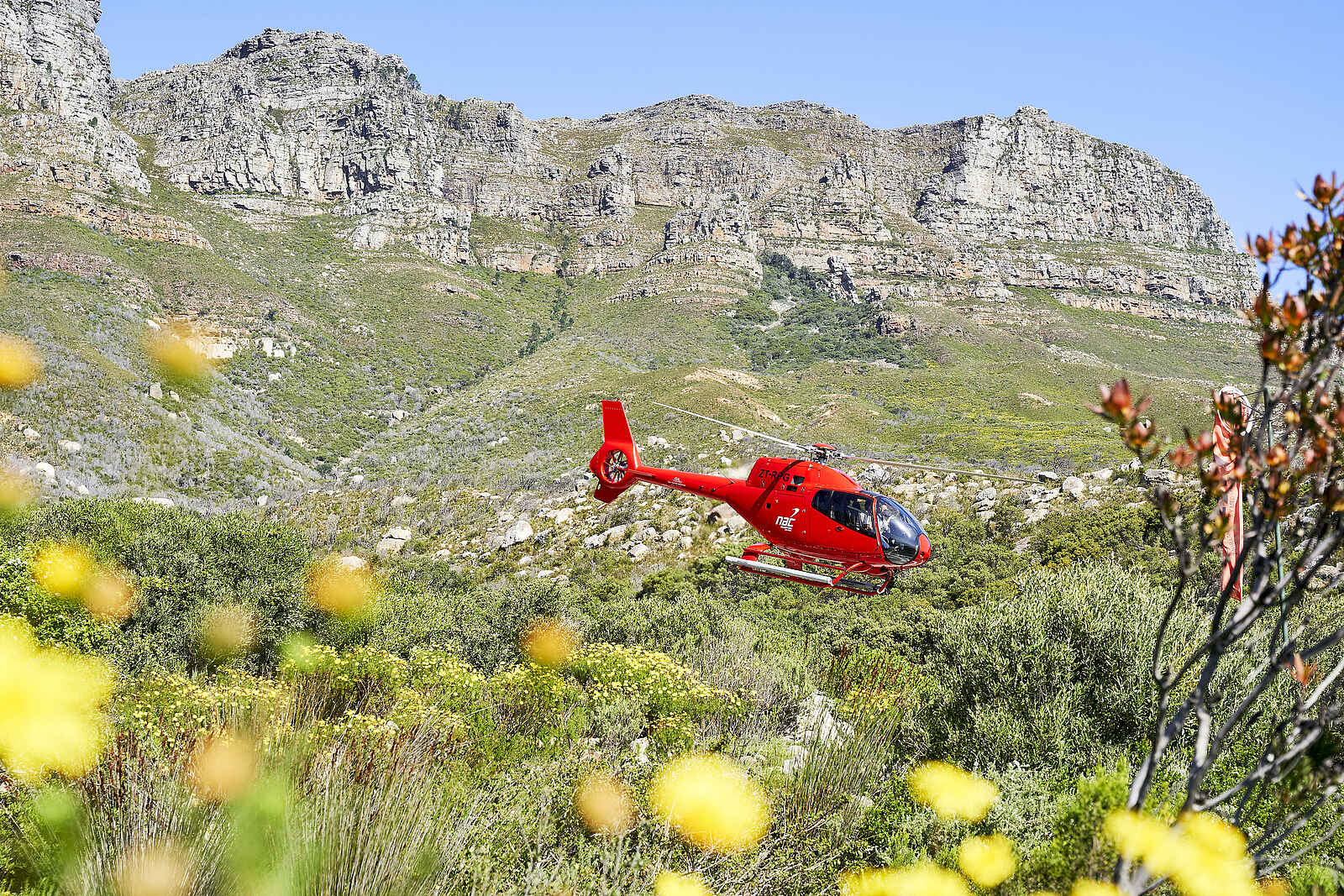 The Twelve Apostles Hotel: Hubschrauberflug The Twelve Apostles Hotel: Hubschrauberflug