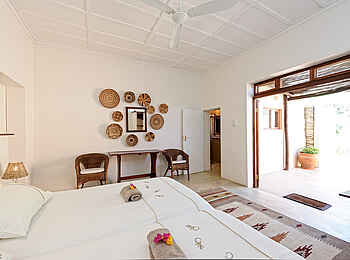 Waterberg Guest Farm: Helles Schlafzimmer Waterberg Guest Farm: Helles Schlafzimmer